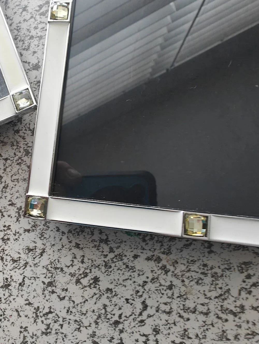 Set Of 2 Picture Frames White Metal Adorned W Crystal 7.5 X 5.5